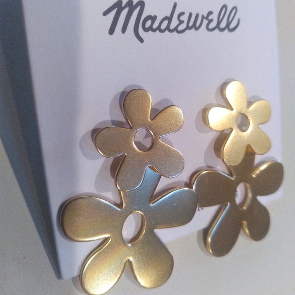 Madewell Jewelry - ❤️Madewell❤️ Flower Power Statement Earrings 💥